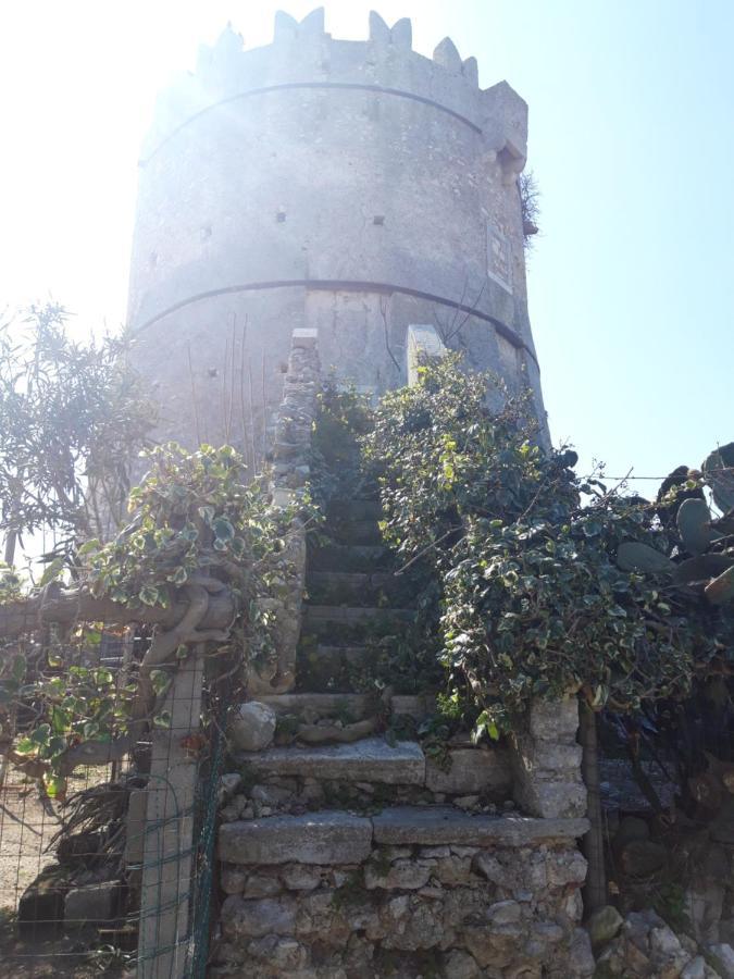 B&B Torre Del Lago 2 Foce Varano Extérieur photo